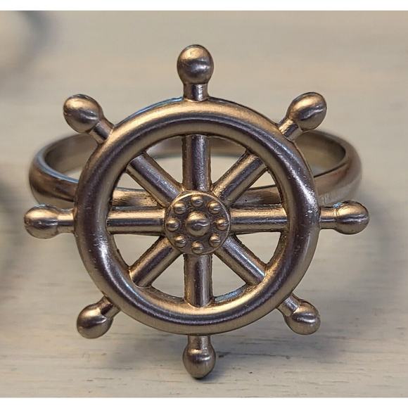 Napkin Ring Holders Nautical Ships Wheel (Set Of 8) - Picture 2 of 8